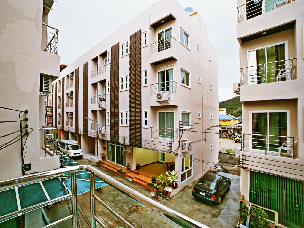 Pensionat At Phuket 2*