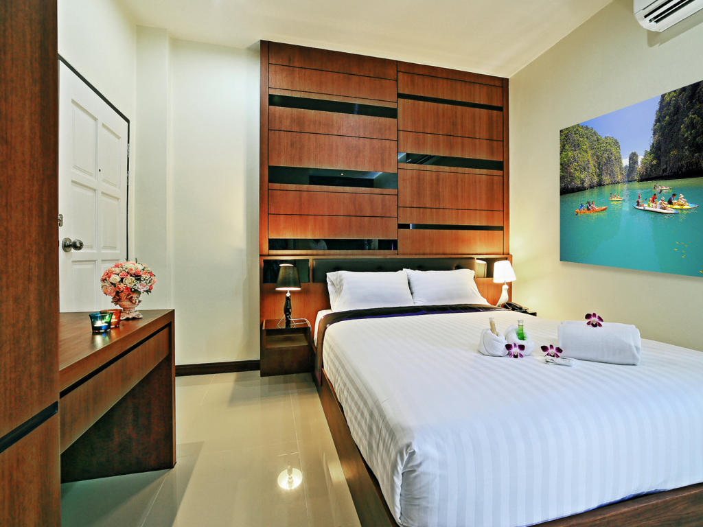 Pensionat At Phuket Patong