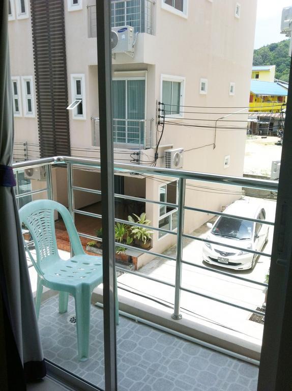 Pensionat At Phuket 2*